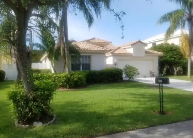 Property at 4070 Laurelwood Ln, Delray Beach, FL, 33445, 3 beds, 2 baths, [object Object]