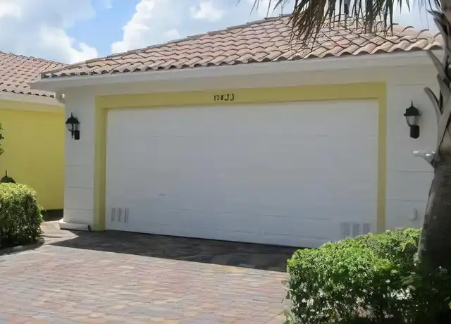 Property at 11423 SW Pembroke Dr, Port St. Lucie, FL, 34987, 2 beds, 2 baths, [object Object]