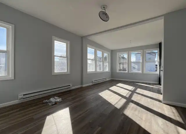 Property at 511 N Indiana Ave Unit 2, Atlantic City, NJ, 08401, 2 beds, 1 bath, [object Object]