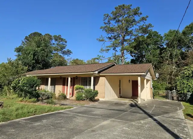Property at 812 Gentilly Rd, Statesboro, GA, 30458, 3 beds, 1.5 baths, [object Object]