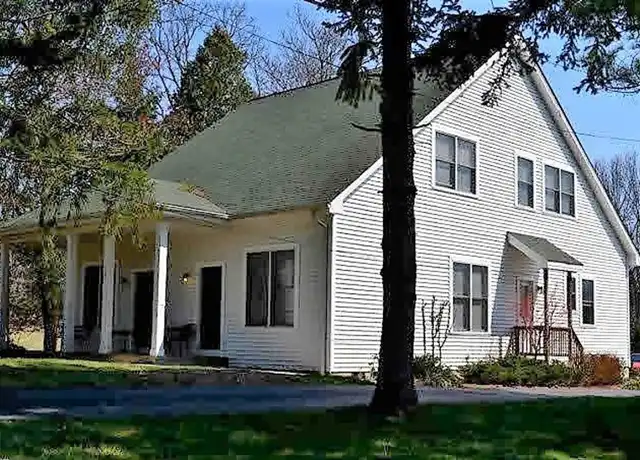 Property at 107 Givens Ln #1, Blacksburg, VA, 24060, 3 beds, 2 baths, [object Object]