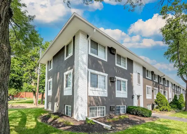 Property at 808 Riverview Dr Unit 34C, Columbus, OH, 43202, 1 bed, 1 bath, [object Object]