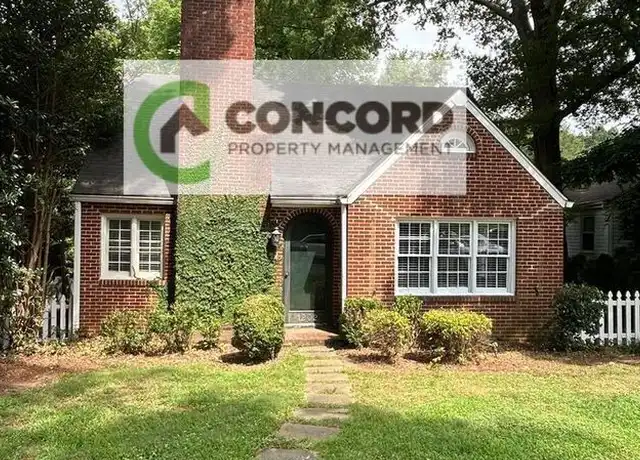 Property at 1202 Briarcliff Rd, Greensboro, NC, 27408, 3 beds, 1 bath, [object Object]