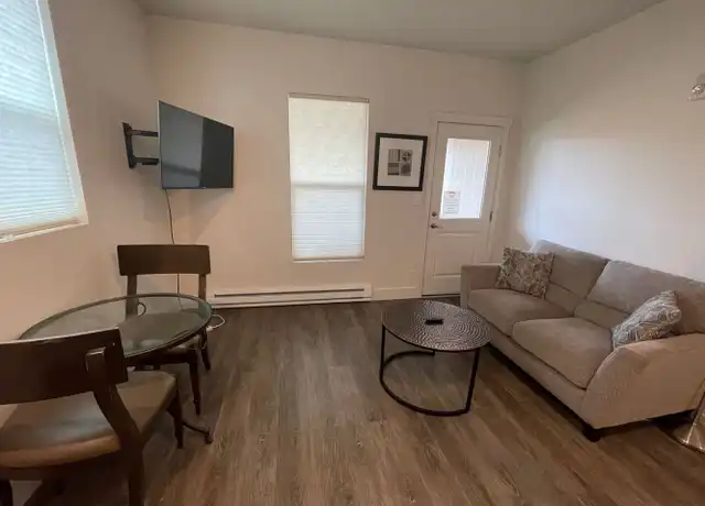 Property at 602 4th St, Bremerton, WA, 98337, 1 bed, 1 bath, [object Object]