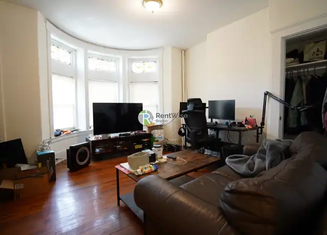 Property at 73 Brighton Ave Unit 1, Allston, MA, 02134, 1 bed, 1 bath, [object Object]