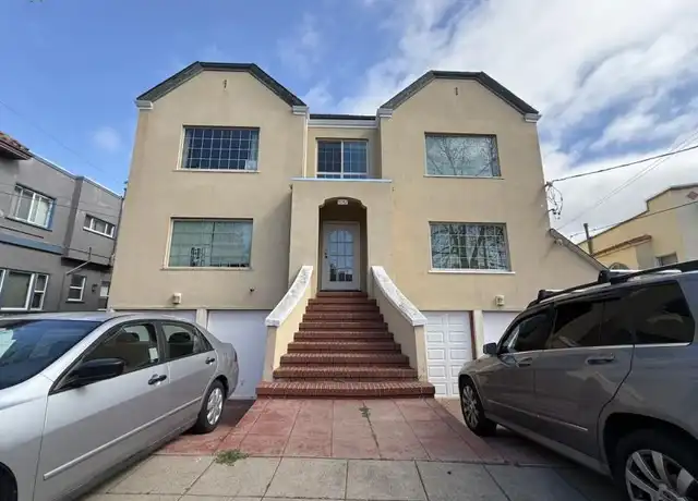 Property at 1082 E 33rd St, Oakland, CA, 94610, 0 beds, 1 bath, [object Object]