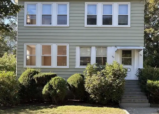 Property at 100 Warwick Rd Unit 100, West Newton, MA, 02465, 2 beds, 1 bath, [object Object]