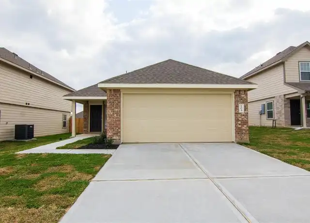 Property at 203 Blue Crane St, Huntsville, TX, 77320, 4 beds, 2 baths, [object Object]