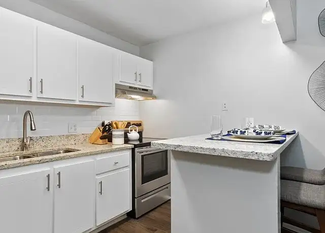 Photo of 10103 Sherwood Ln, Riverview, FL 33578