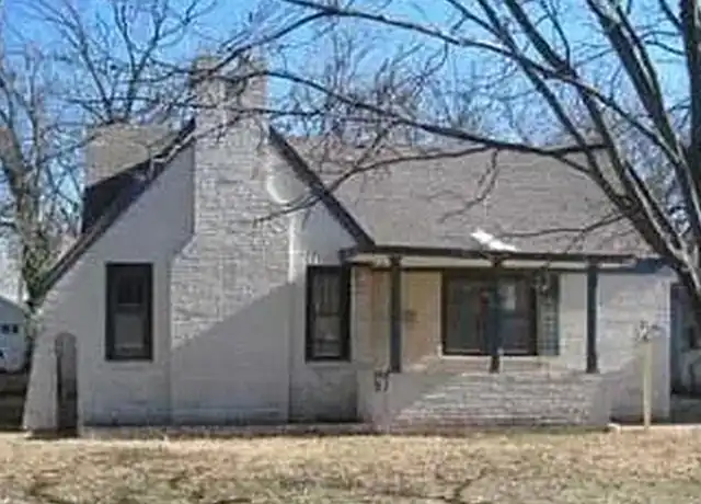 Property at 1811 N Market Ave, Shawnee, OK, 74804, 3 beds, 2 baths, [object Object]