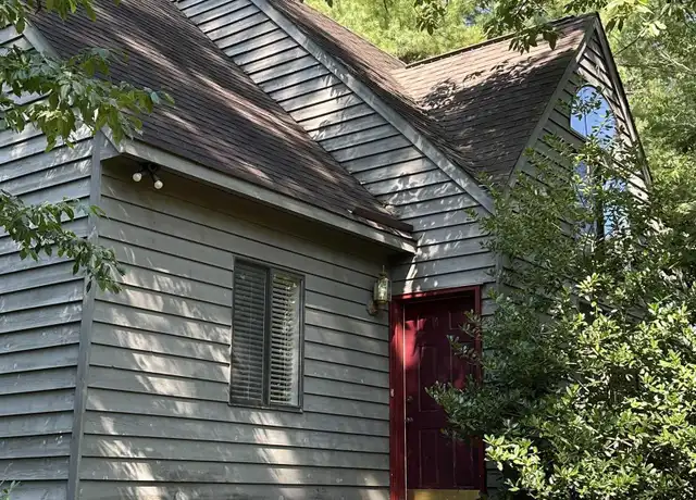 Property at 1704 Bent Tree Ct, Charlottesville, VA, 22902, 2 beds, 2 baths, [object Object]