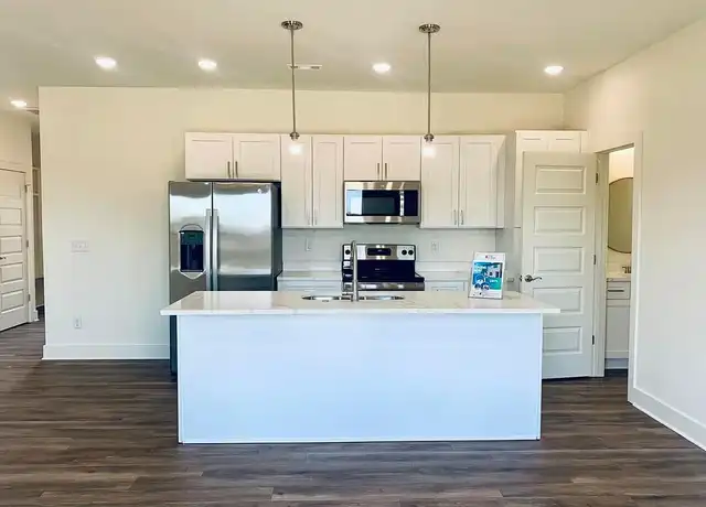 Property at Been Road Villas - 2206 SW Endurance Way, Bentonville, AR, 72713, 3 beds, 2-2.5 baths, [object Object]
