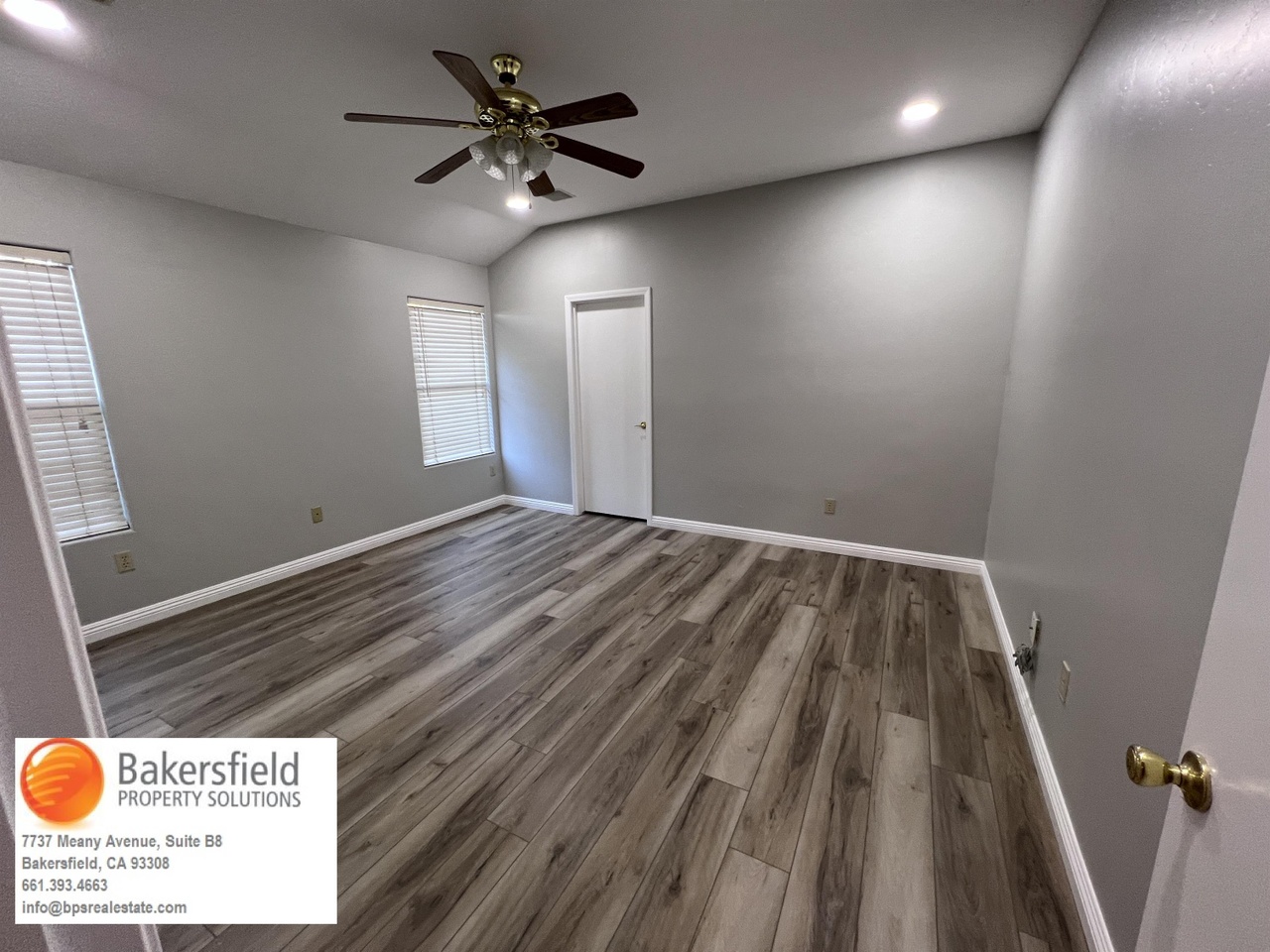 9015 Winlock St, Bakersfield, CA 93312 | Redfin