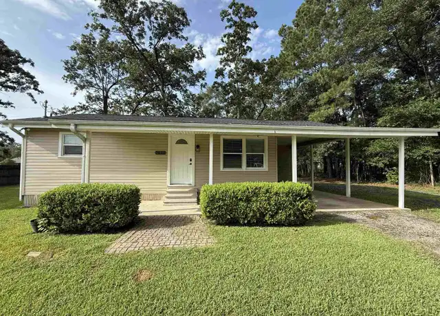 Property at 7815 Elizabeth St, Orange, TX, 77632, 2 beds, 1 bath, [object Object]