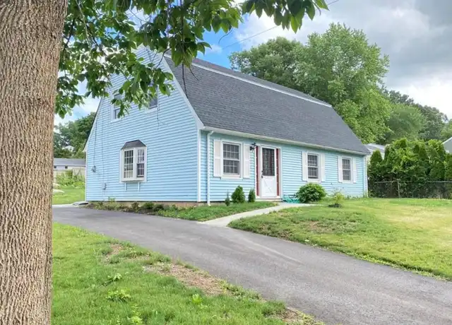 Property at 28 Grove Pl, Danbury, CT, 06810, 5 beds, 2 baths, [object Object]