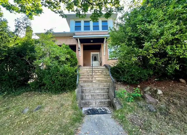 Property at 114 Cloverdale Ave Unit 2, Paramus, NJ, 07652, 3 beds, 1 bath, [object Object]