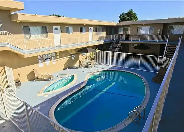 Property at 800 Meyer Lane - 800 Meyer Ln, Redondo Beach, CA, 90278, 2 beds, 1 bath, [object Object]