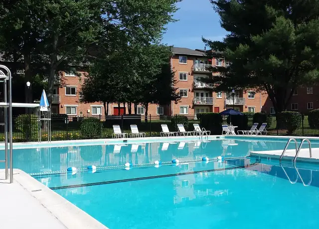 Photo of 9555 Blake Ln, Fairfax, VA 22031