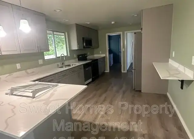Photo of 21845 SE 272nd St, Maple Valley, WA 98038