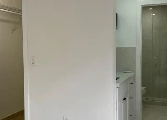 Property at 14692 SW 170th St Unit 1, Miami, FL, 33177, 1 bed, 1 bath, [object Object]