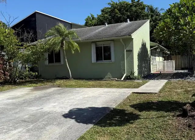 Property at 4565 NW 3rd Dr, Delray Beach, FL, 33445, 3 beds, 2 baths, [object Object]