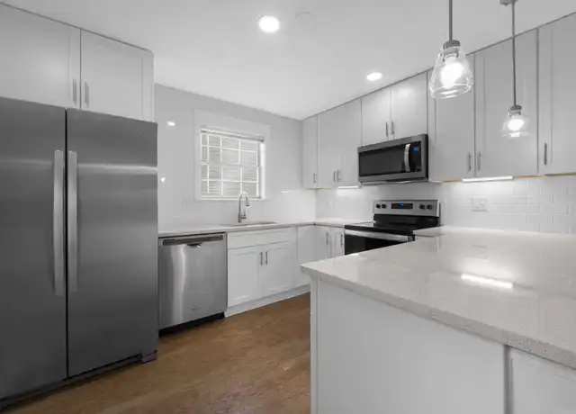 Property at 1680 Meadowlark Ln Unit D-2, Gainesville, GA, 30501, 2 beds, 1.5 baths, [object Object]