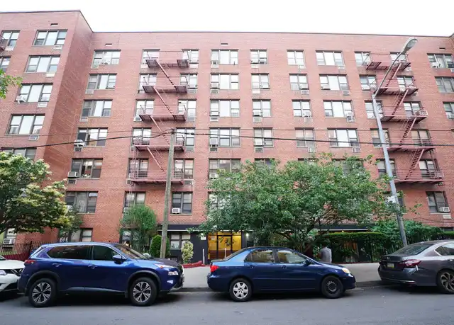 Property at 8345 Vietor Ave Unit 4J, Elmhurst, NY, 11373, 2 beds, 1 bath, [object Object]