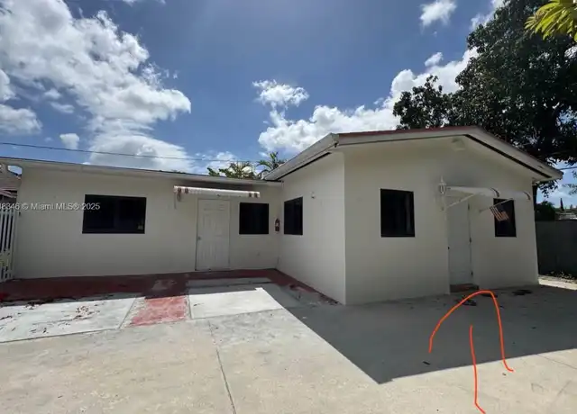Property at 252 E 36th St Unit B, Hialeah, FL, 33013, 1 bed, 1 bath, [object Object]