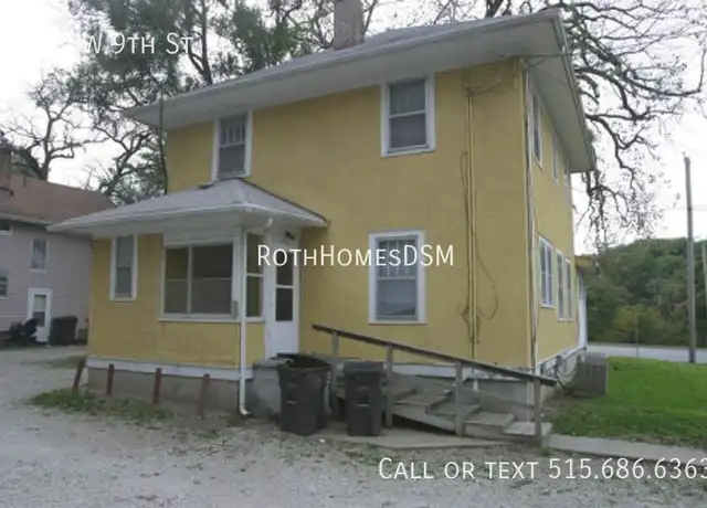 Property at 2203 SW 9th St, Des Moines, IA, 50315, 3 beds, 1 bath, [object Object]