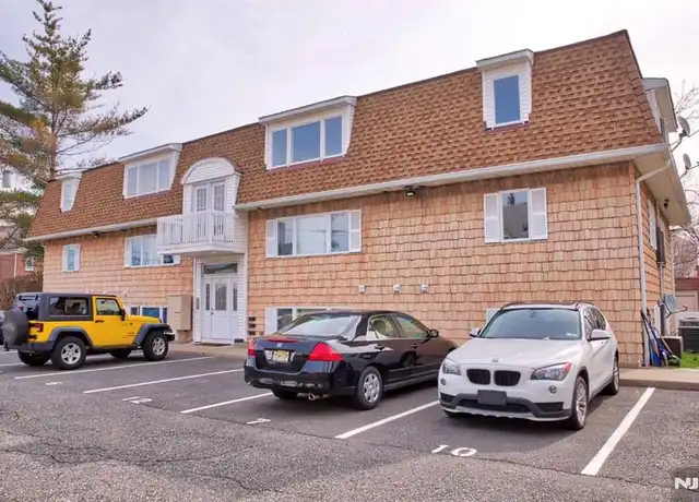Property at 89 Kansas St Unit 3D, Hackensack, NJ, 07601, 1 bed, 1 bath, [object Object]