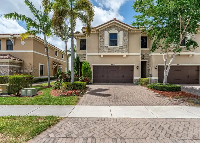 Property at 8435 Lakeview Trl, Parkland, FL, 33076, 4 beds, 3.5 baths, [object Object]