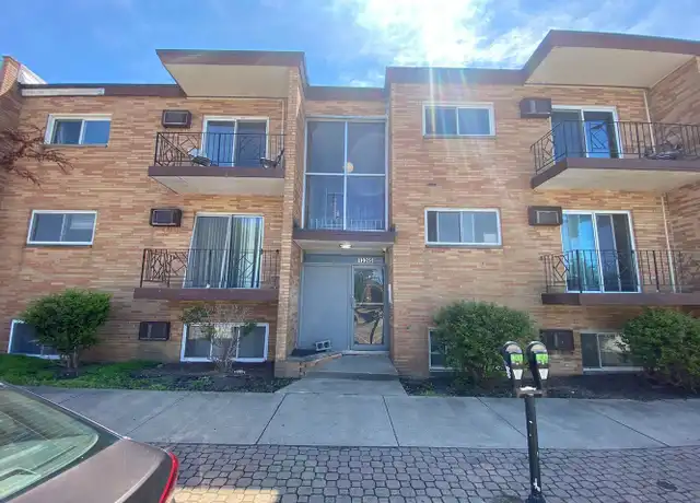 Property at 13395 Madison Ave Unit 17-2, Lakewood, OH, 44107, 1 bed, 1 bath, [object Object]