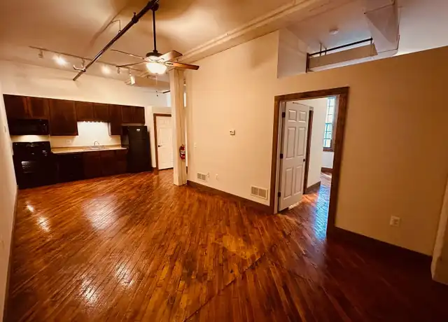 Property at 700 Linden Ave Apt 204, York, PA, 17404, 2 beds, 1 bath, [object Object]