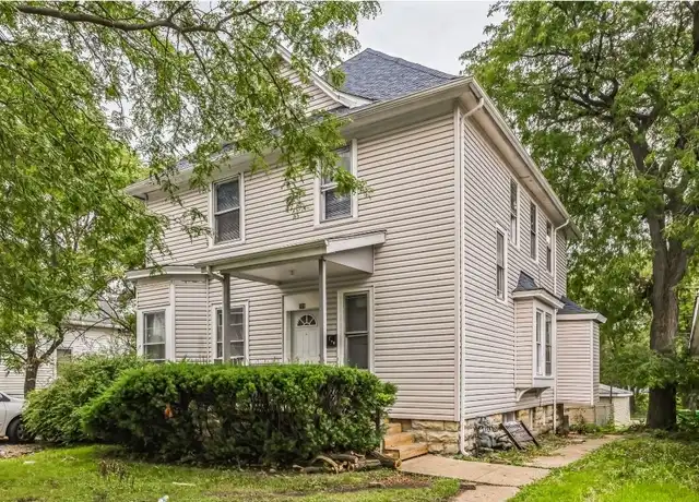 Property at 209 N Hickory St Unit 1, Joliet, IL, 60435, 2 beds, 1 bath, [object Object]