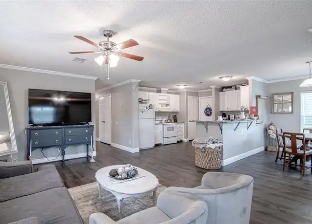 Property at 164 Varsity Dr, Huntsville, TX, 77340, 4 beds, 4 baths, [object Object]