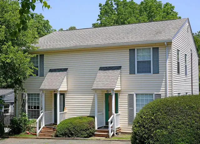 Property at 1411 Short 18th St Unit B, Charlottesville, VA, 22902, 3 beds, 1.5 baths, [object Object]