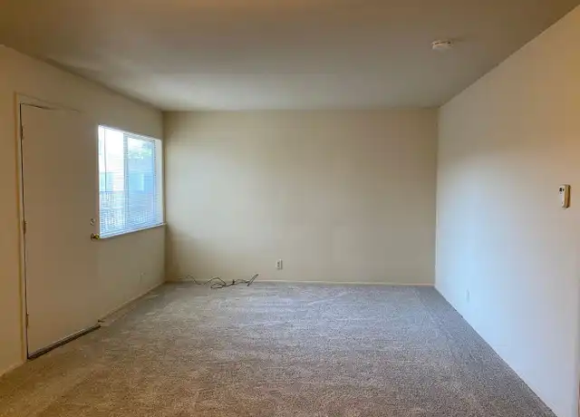 Property at 2890 Almaden Expy Unit 2890-17, San Jose, CA, 95125, 2 beds, 1 bath, [object Object]