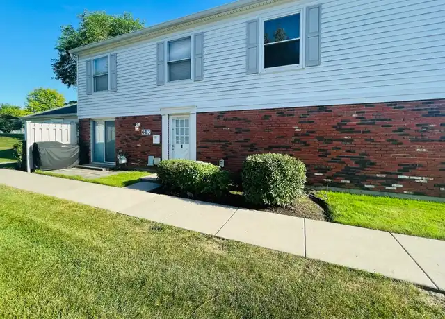 Property at 613 Academy Ct, Schaumburg, IL, 60194, 2 beds, 1.5 baths, [object Object]