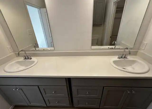 Property at 5527 Itasca St Unit B, Lubbock, TX, 79416, 3 beds, 3 baths, [object Object]