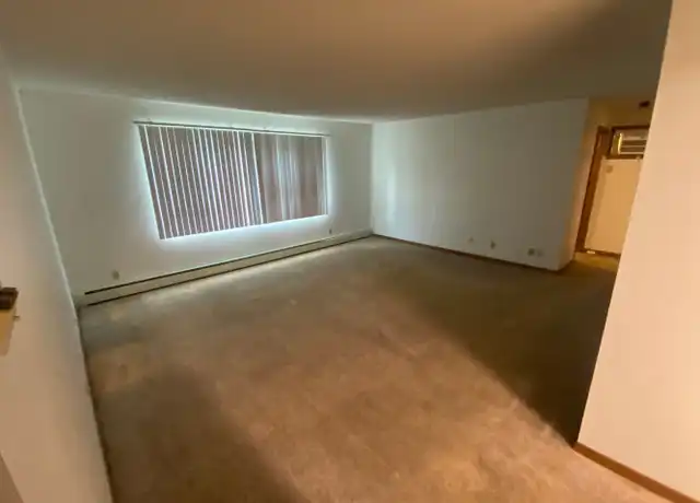 Property at 731 S 12th St #6, Lincoln, NE, 68508, 1 bed, 1 bath, [object Object]