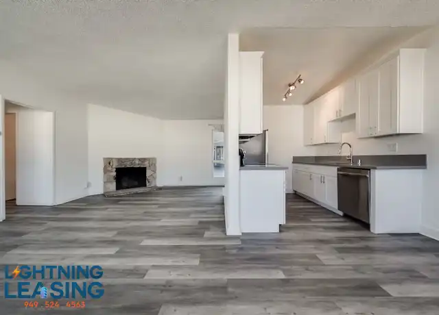 Property at 326 W Queen St Unit 11D, Inglewood, CA, 90301, 1 bed, 1 bath, [object Object]