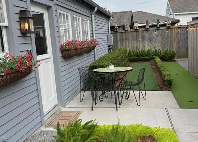 Property at 542 9th St Unit A, Gretna, LA, 70053, 2 beds, 2 baths, [object Object]
