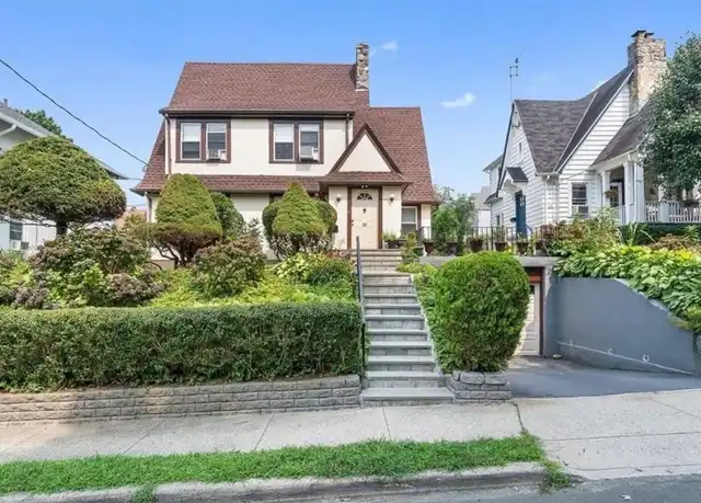 Property at 52 McKinley Ave, White Plains, NY, 10606, 4 beds, 1 bath, [object Object]