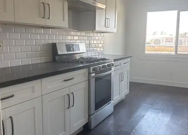 Property at 4572 W Adams Blvd, Los Angeles, CA, 90016, 3 beds, 1 bath, [object Object]