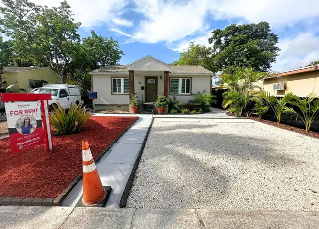 Property at 245 SW 6th St, Dania, FL, 33004, 2 beds, 1 bath, [object Object]