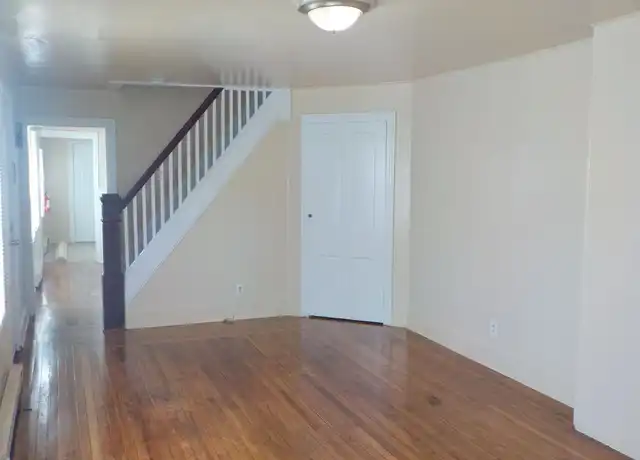Property at 95 Chestnut St Unit 95, Salem, NJ, 08079, 2 beds, 1 bath, [object Object]