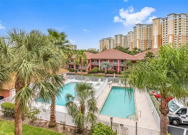 Property at 519 Roma Ct #306, Naples, FL, 34110, 3 beds, 2 baths, [object Object]