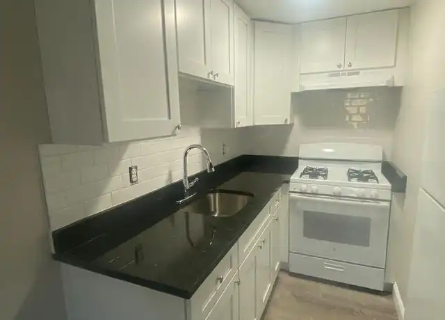 Property at 169 Aiken Ave Unit 3, Lowell, MA, 01850, 0 beds, 1 bath, [object Object]
