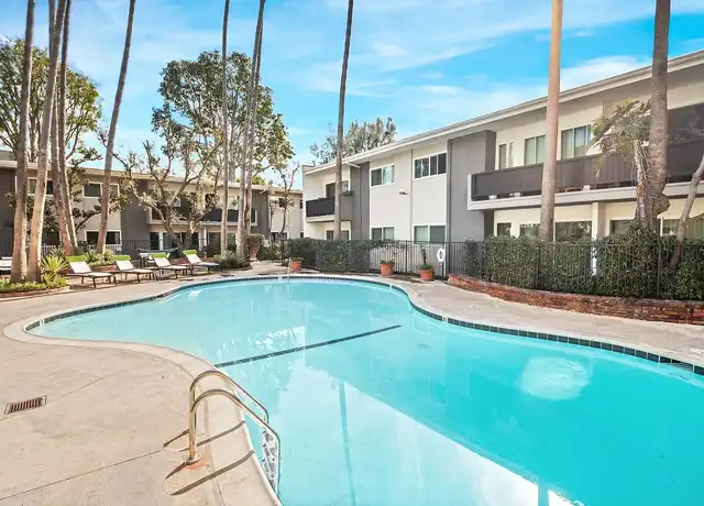 Property at Villa Vicente - 5351 San Vicente Blvd, Los Angeles, CA, 90019, 0 beds, 1 bath, [object Object]