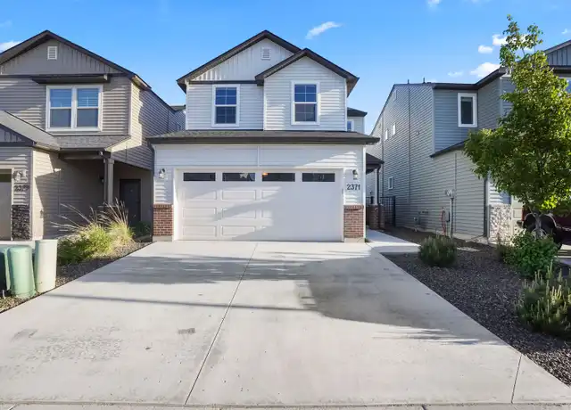 Property at 2371 E Tiger Lily Dr, Boise, ID, 83716, 4 beds, 2.5 baths, [object Object]